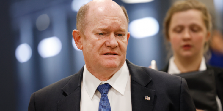 ‘The pandemic’s over’: GOP, Dem senators spar on camera over costly Obamacare subsidies