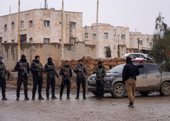 Chaos in Syria sparks fears of ISIS prison breaks as US rushes detainees to Iraq