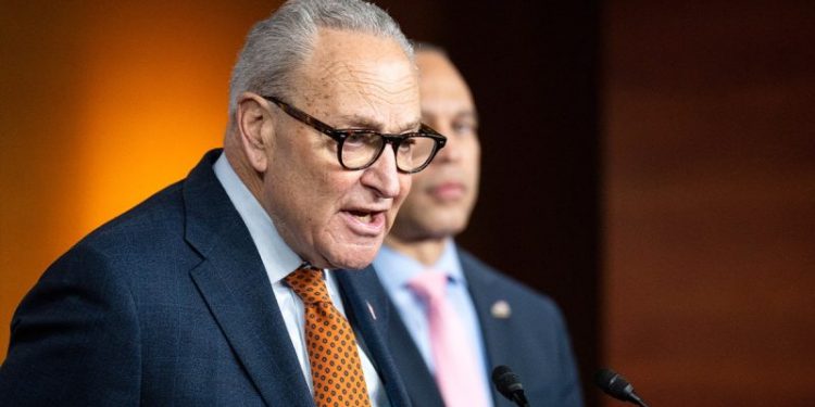 Schumer, Jeffries mend rift, present united front on DHS reforms as deadline nears