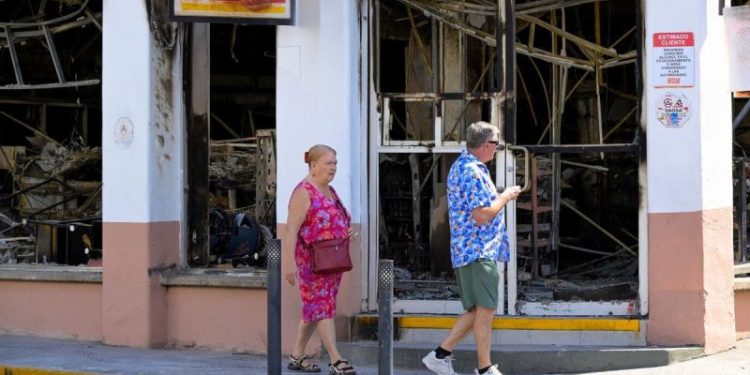 Mexico says Jalisco security situation ‘stabilized,’ flights resuming after Americans stranded