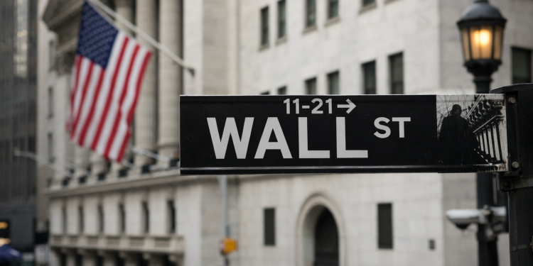 Mike Wilson explains why US stocks may tumble in early April