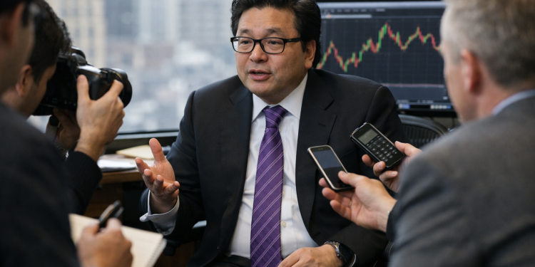 Tom Lee sees this Vanguard index fund soaring 129%