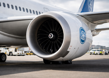 GE Aerospace stock is falling: buy the dip or sell the rip?