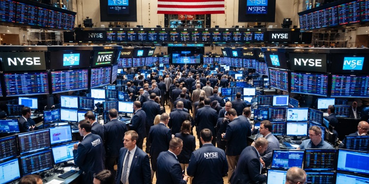 US stocks rebound sharply after Trump says Iran war ‘very complete’