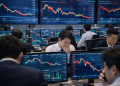 Nikkei hits record high as Asian markets mixed on ceasefire extension