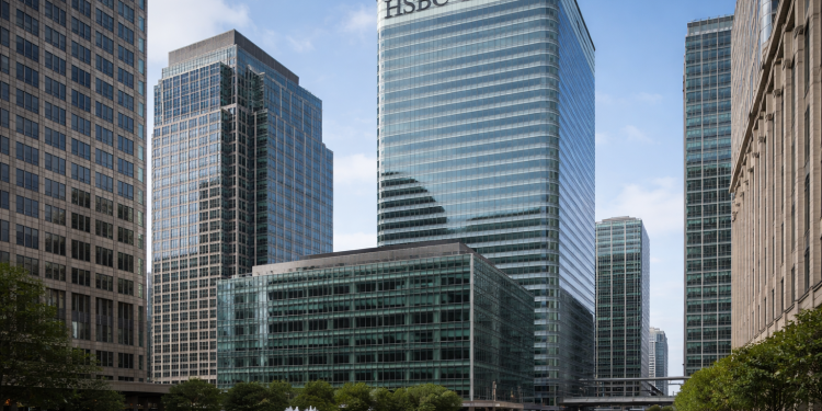 Citi says European bank stocks are cheap, backs buying the dip