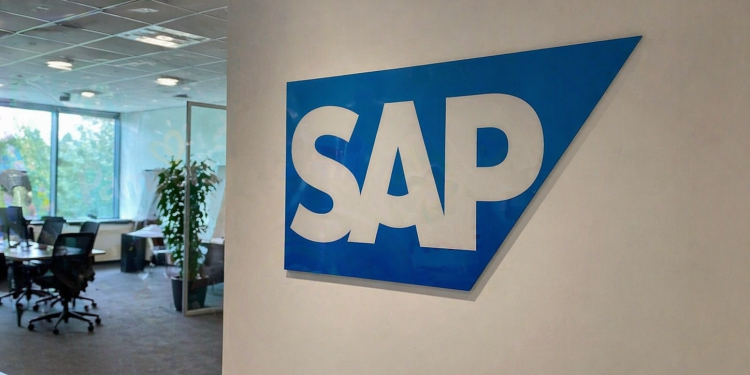 SAP jumps 7% on earnings beat as cloud growth eases AI fears