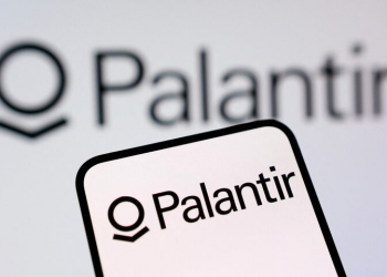 Burry maintains bearish Palantir bet despite Trump boost