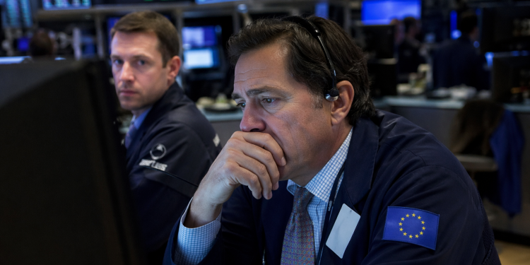 Europe stocks slip as Mideast risks weigh on week