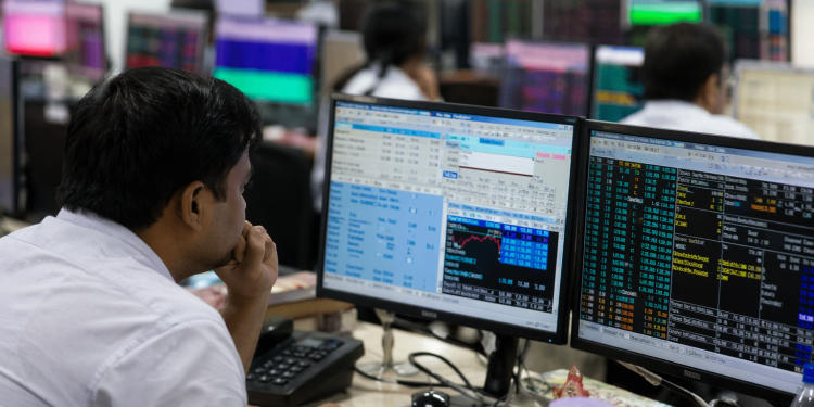 Foreign investors pull back as FX curbs hit Indian bonds, equities